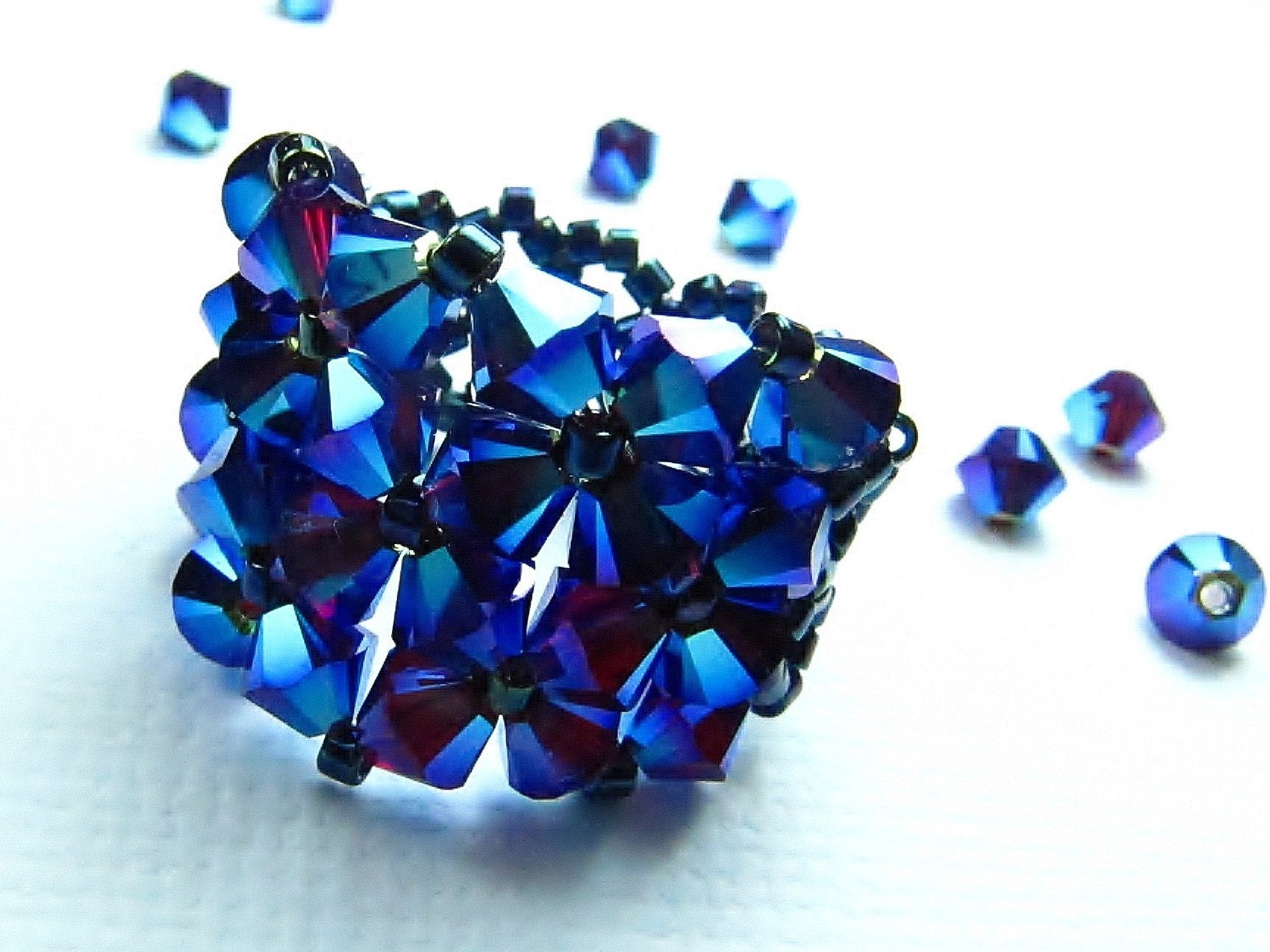 DeBella Swarovski stretch Ring Purple Passion