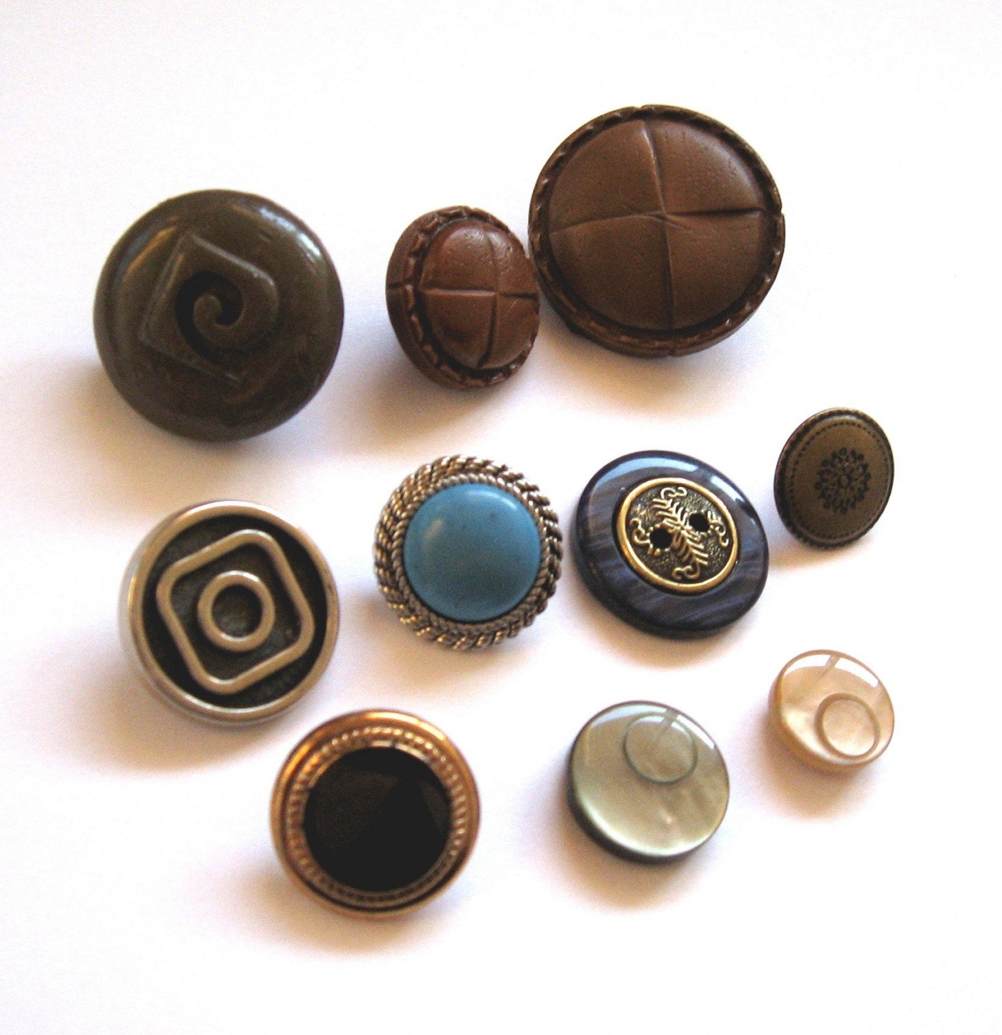 Mix lot of 10 old FANCY buttons dark tones