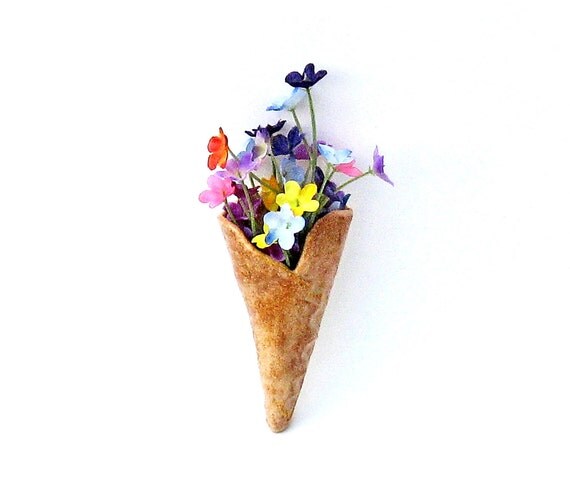 sand form cone Tan Wall by Sand Peach Vase midnightcoiler Pocket Cone Pottery sand form cone Tan Wall by Sand Peach Vase midnightcoiler Pocket Cone Pottery
