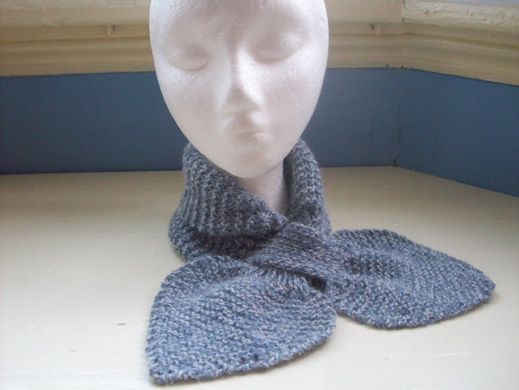 Knit ascot scarf vintage style retro 50s by SpinningStreak on Etsy
