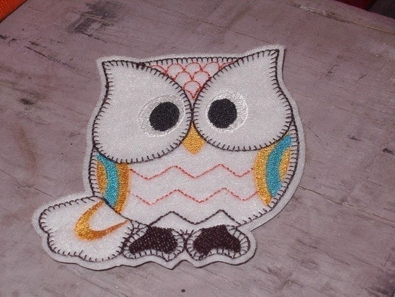 Retro Style Embroidered Owl patch