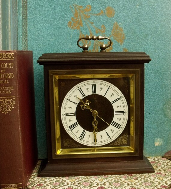 Vintage Mohogany GERMAN Jerger table alarm clock