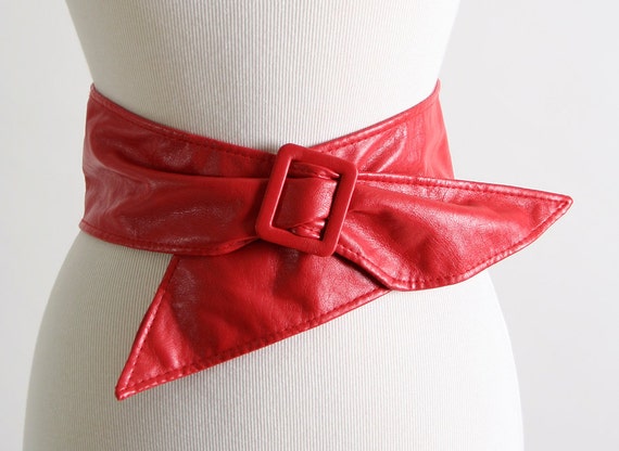 Vintage 1980s Belt Red Hot Abstract Angle Wrap Belt 27