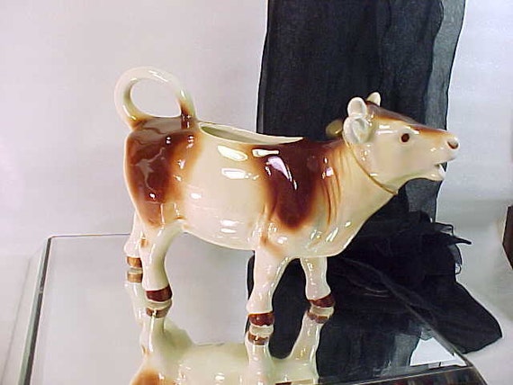 goebel cow figurine