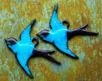 Brass Bird Charms - 2 pcs - Aged Teal Patina Bluebirds - Patina Queen