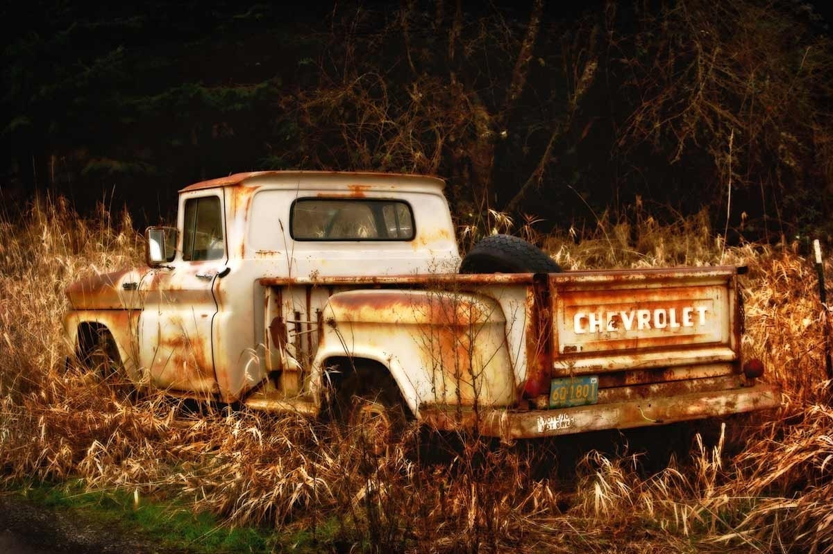Old Rusty Truck 8x12 Fine Art Print