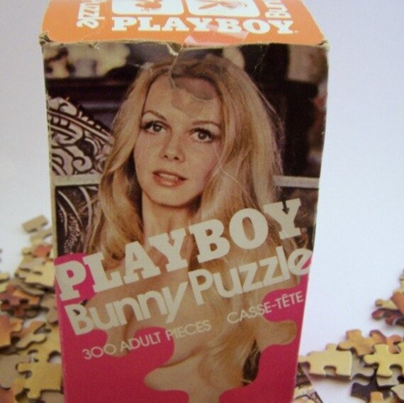 Mature Playboy November 1976 : Playmate Centerfold Patti