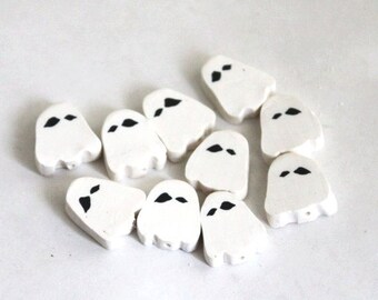 Spooky Ghost Beads, Polymer Clay Beads, White Halloween Beads, 10 Pieces
