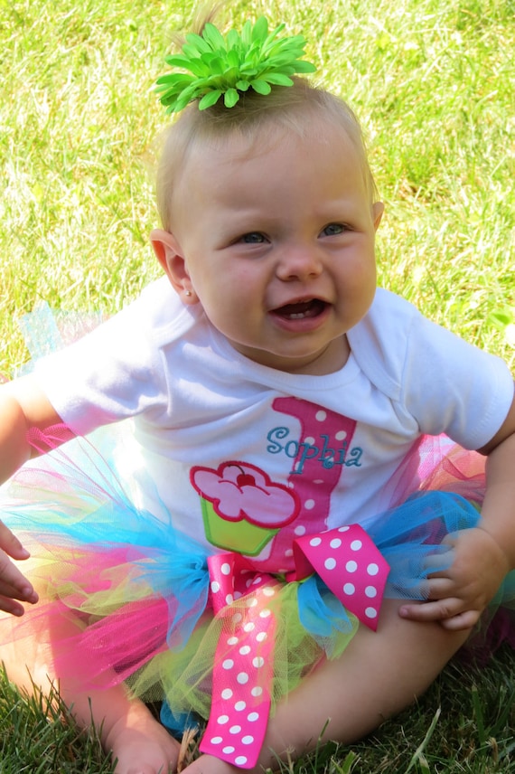 Items similar to Baby Girl 1st Birthday Tutu Set - Cupcake Party Outfit ...