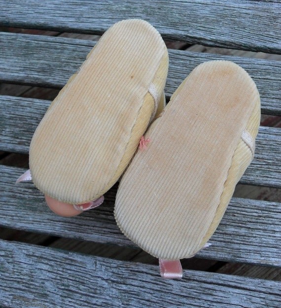 Vintage baby booties or shoes with face rattle size 1