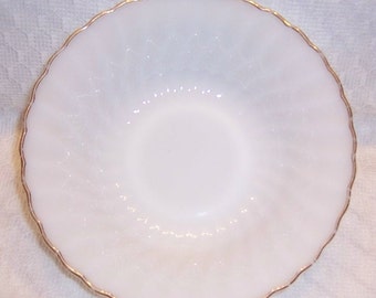 Anchor Hocking / Fire King Golden Shell Vegetable Bowl / white milk glass