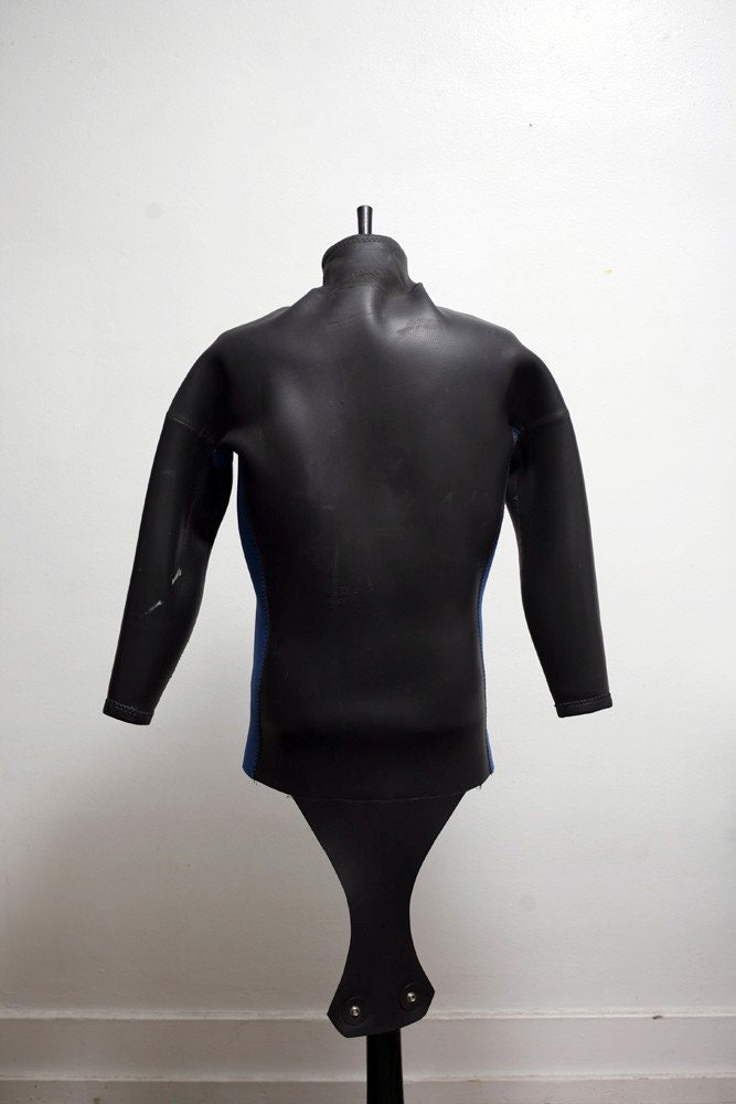 Medium Vintage Beavertail Wetsuit