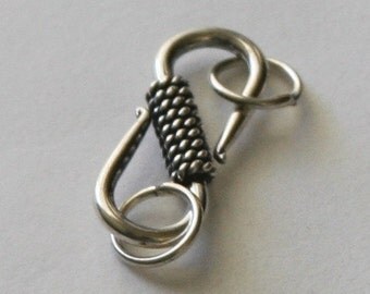 1 piece of (0.925) Bali Oxidized Sterling Silver Twisted Wire S Clasp 20.5mm