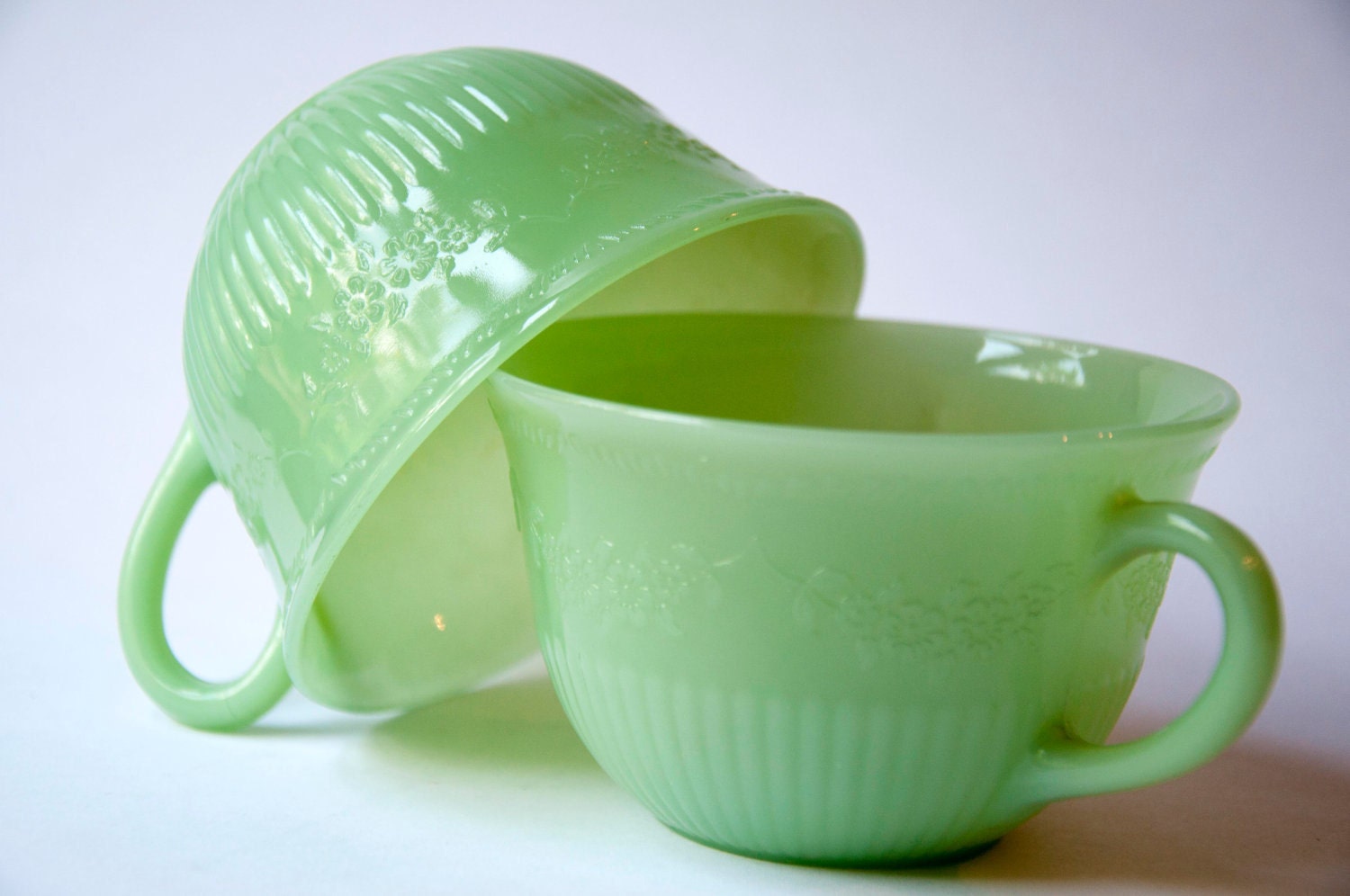 Pair Jadeite Fire King Anchor Hocking Tea Cup 1940s Alice