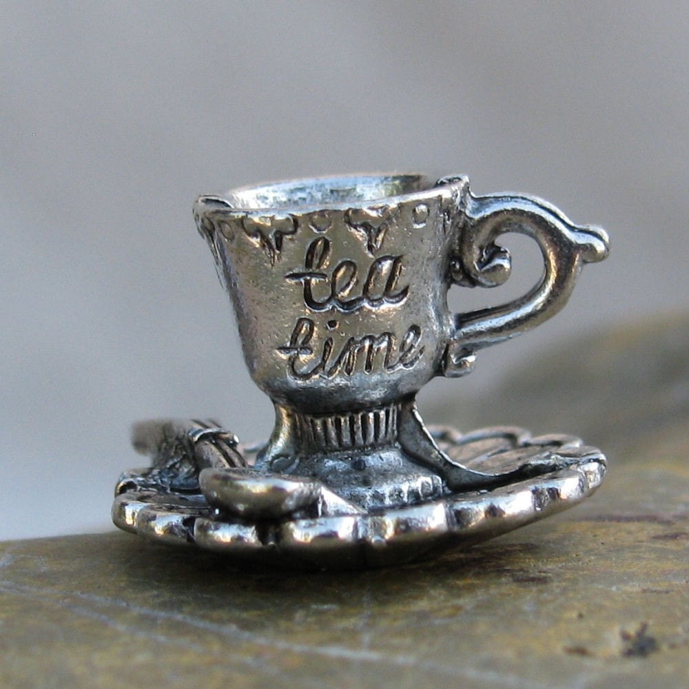 6 Antique Silver 3D Tea Cup Charm Jewelry Finding 1107