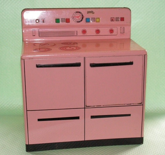 Vintage Shabby Pink Wolverine Play Stove by ShabbyVintageHome