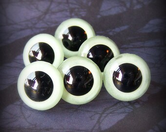 GLOW in the Dark Animal Eyes - Your Choice of Size - 12mm 15mm 18mm - 4 pairs Craft Safety Eyes