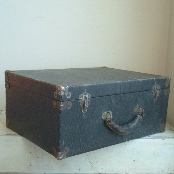 antique salesman sample or doctor case