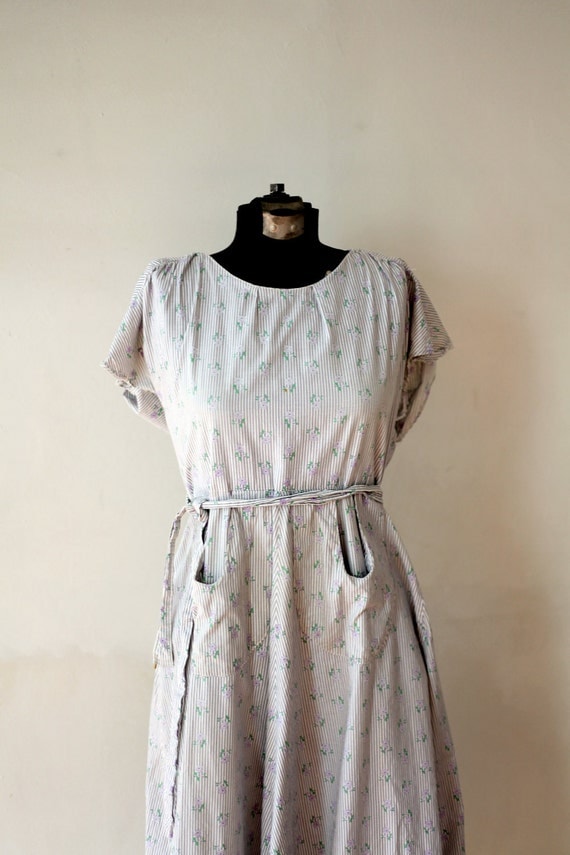 As Is 1930s 30s Cotton Feedsack Feed Sack Wrap Dress with