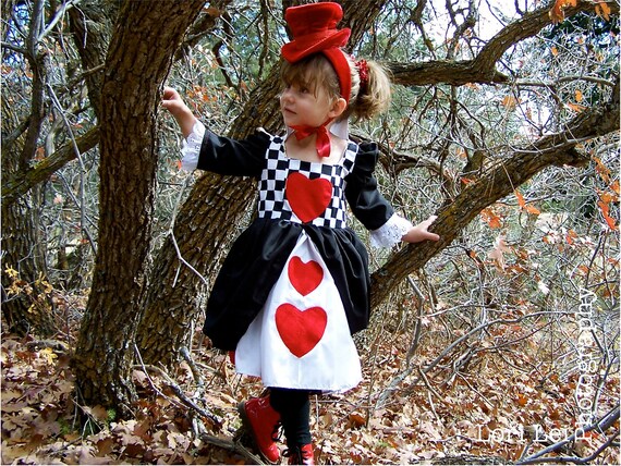 Red Queen of Hearts Alice in Wonderland toddler