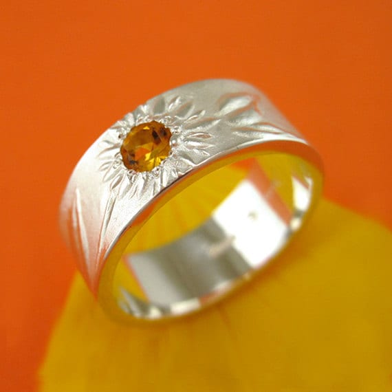 Items similar to Silver Wedding Band, Sunflower Ring ...
