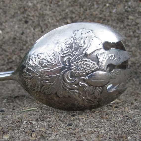 Leonard SilverPlate Italian Salad Tongs