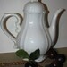 Classic White Teapot retro design Porcelain Tea Pot, English Tea Time Traditional Afternoon Tea for home or office Country Tea 6b