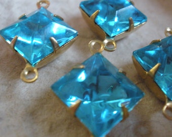 Vintage Glass BEads (2) Bright Aqua Stone Connector Beads