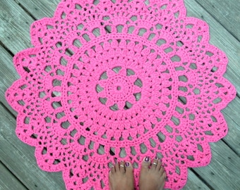 Hot Pink Cotton Crochet Doily Rug in 30" Circle Lacy Pattern Non Skid