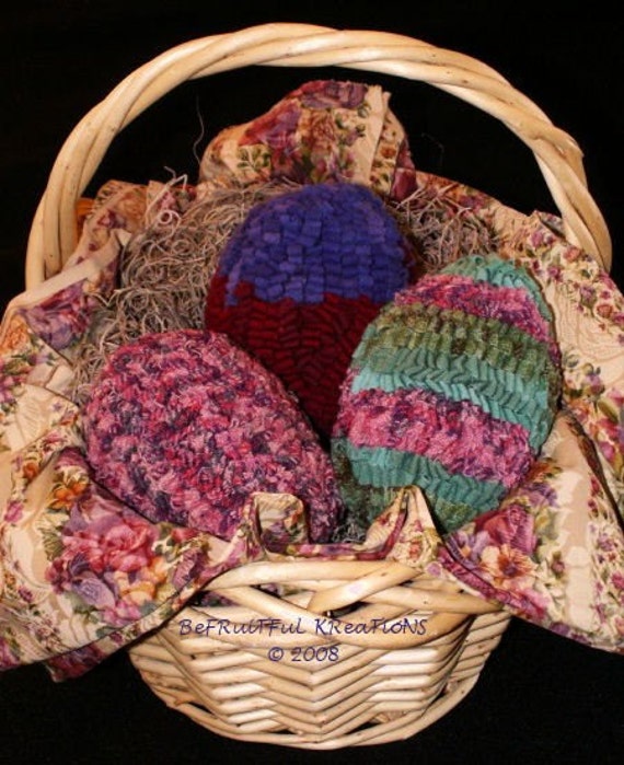 Dimensional Easter Eggs Rug Hooked EPattern Hooking