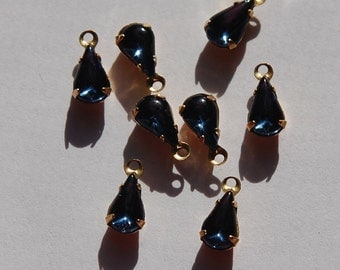 Vintage Montana Blue Glass Teardrop Stones in 1 Loop Brass Setting 8mm x 4mm par001G