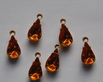 Vintage Glass Topaz Teardrop Stones in 1 Loop Brass Setting par002E