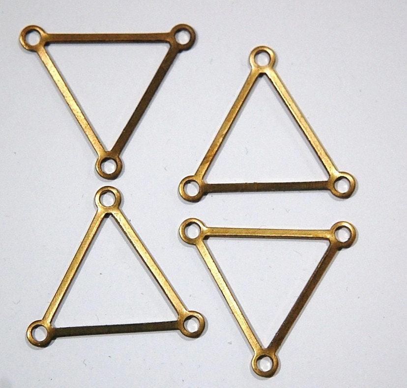 3 Loop Raw Brass Open Triangle Pendant Connector (4) mtl203