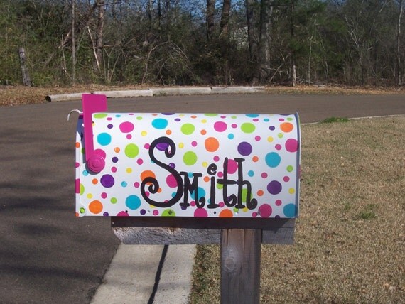 Funky Hand Painted Polka Dot Mailbox
Funky Painted Mailboxes