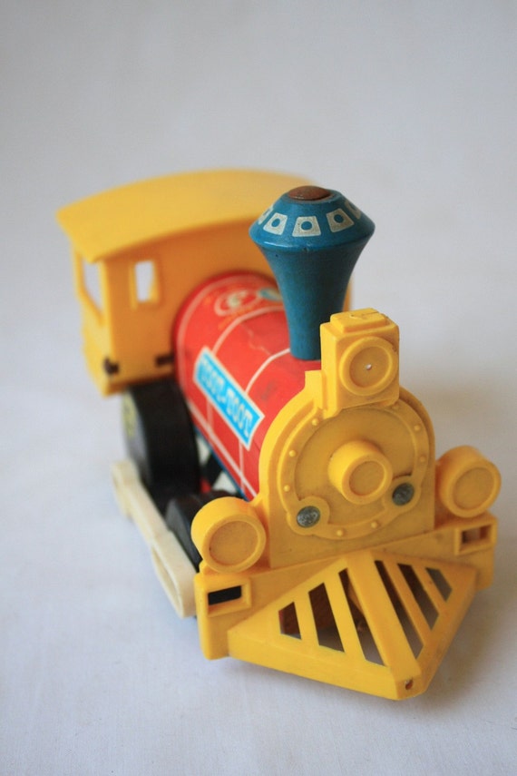 Fisher Price Train Toot Toot Pull Toy No. 643 by OneCozyNest