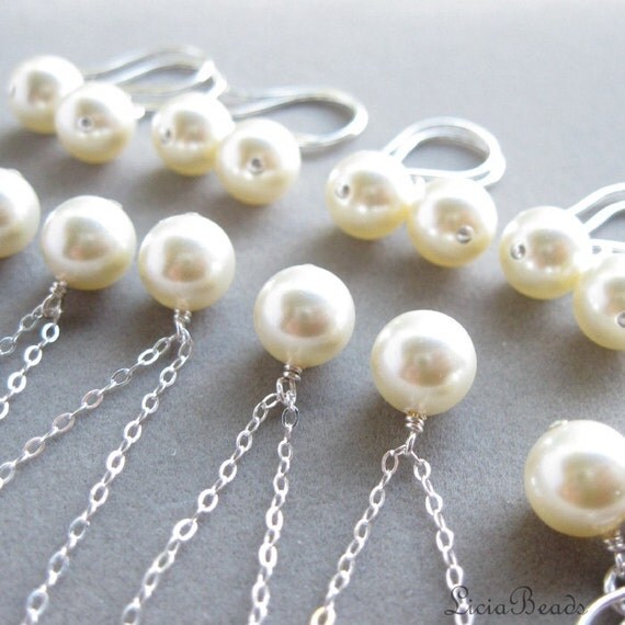 Items Similar To 5 Bridesmaid Jewelry T Sets In Sterling Silver And Pearl Necklaces And 0886