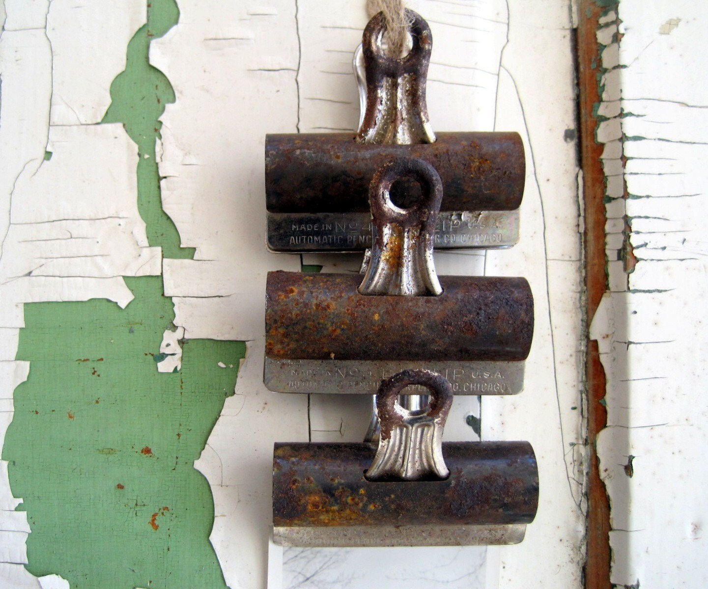 Set Giant Vintage Binder Paper Clips Photo Display Holders