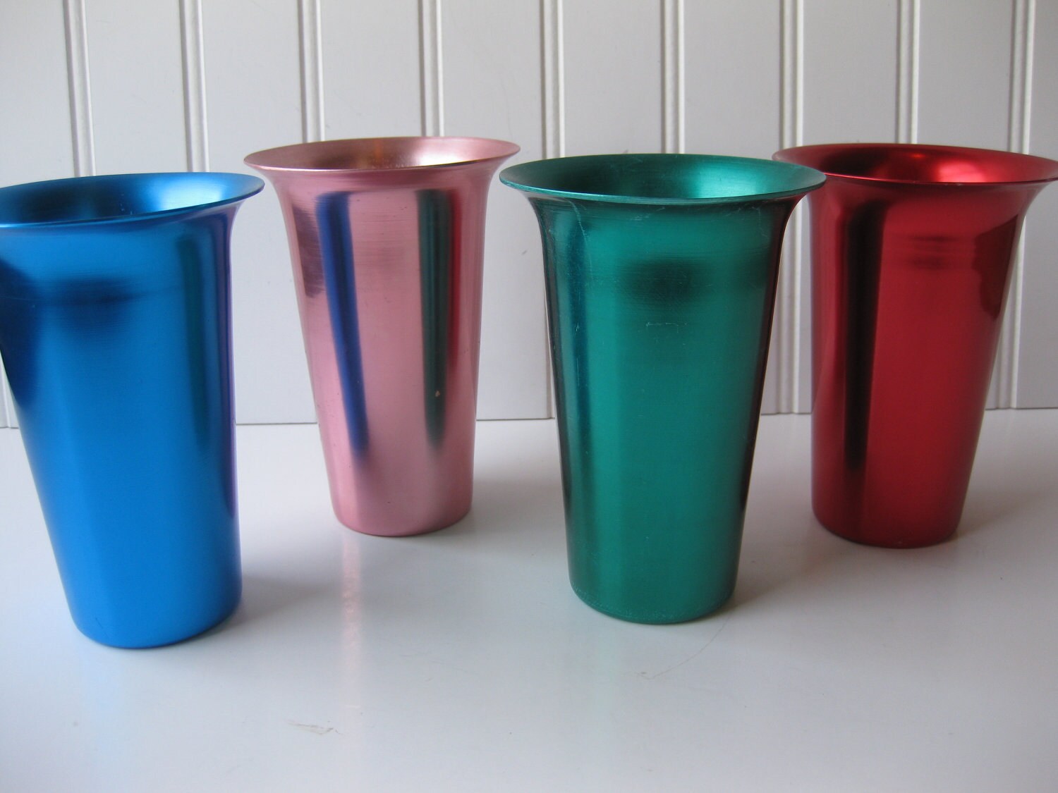 Vintage Colorful Mid Century Aluminum Tumblers Set Of Four 0406