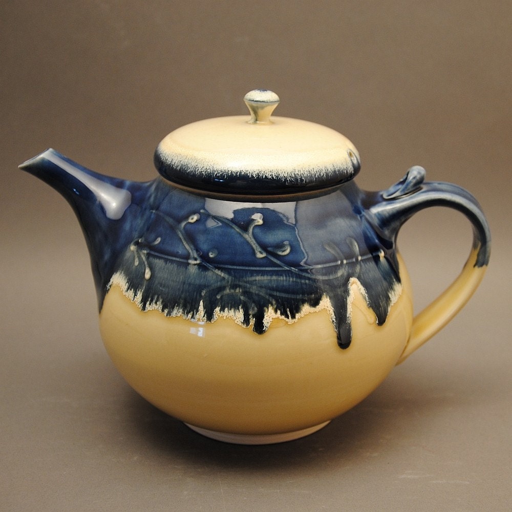 Porcelain Teapot for Loose Leaf Tea Arabesque collection