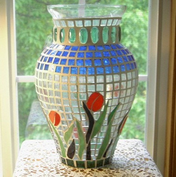 Items similar to Mosaic Flower Vase Red Poppy on Etsy