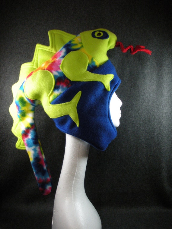 Items similar to Lizard Hat on Etsy