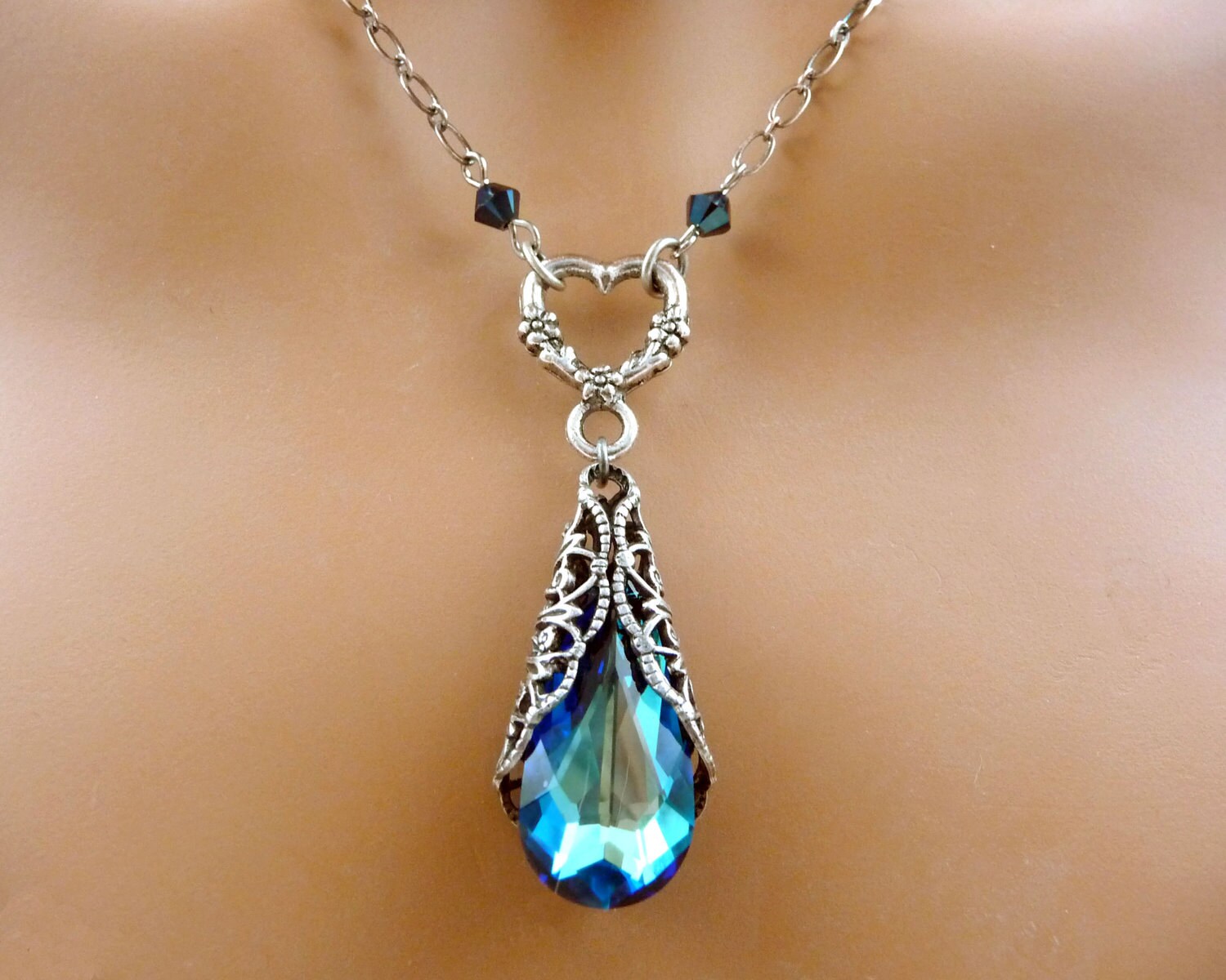 Blue crystal heart necklace Clearance