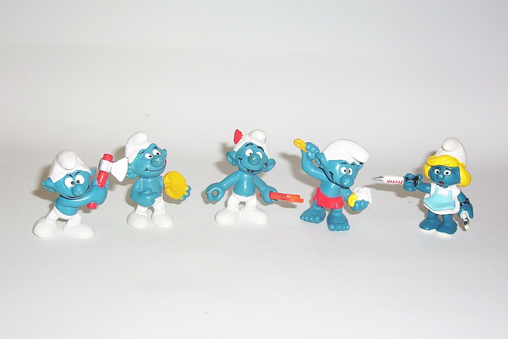 old smurf figurines