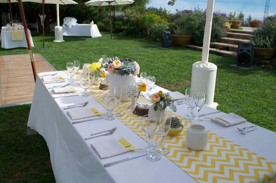 Chandeliers  & yellow Pendant table runners Lights