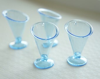 4 pcs Sundae Cup Charm (H36mm) Blue