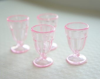 4 pcs Sundae Cup Charm (H33mm) Light Pink
