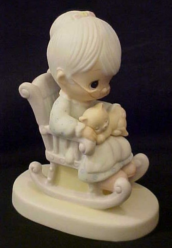 1979 Precious Moments Figurine THE PURRFECT GRANDMA Jonathan
