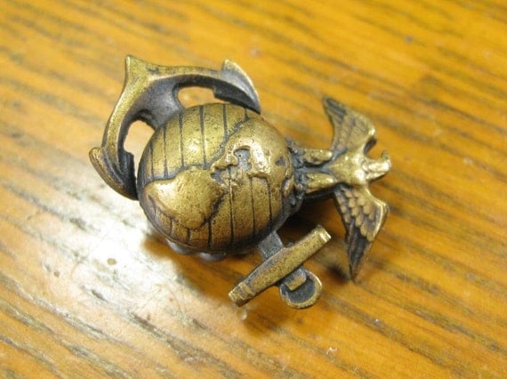 Vintage 40s Brass Eagle Globe Anchor USMC Pin Jewelry