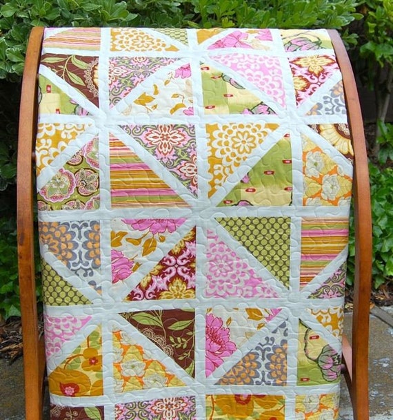 Summer Porch Quilt in Lotus by Amy Butler