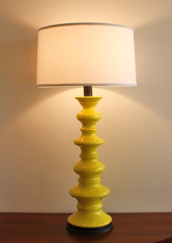Large yellow ceramic table lamp